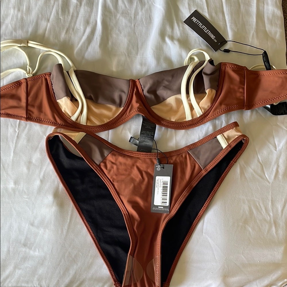 PrettyLittleThing Bikini Set